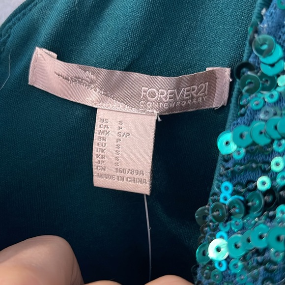 Forever 21 green sequins dress NWT small - Picture 5 of 5